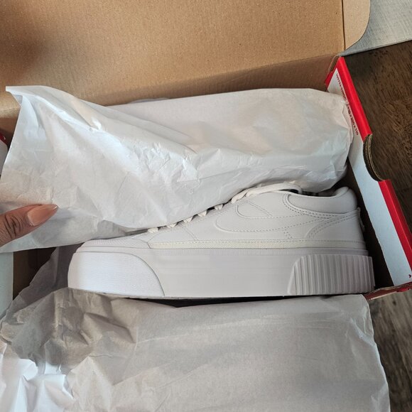 Nike women's legacy fit - Picture 3 of 7